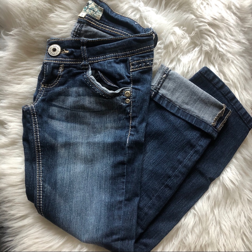 Jolt Denim Capris